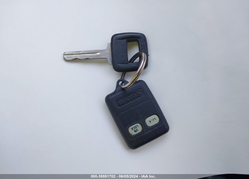 1996 VOLVO 850 VIN: YV1LS5726T1281063