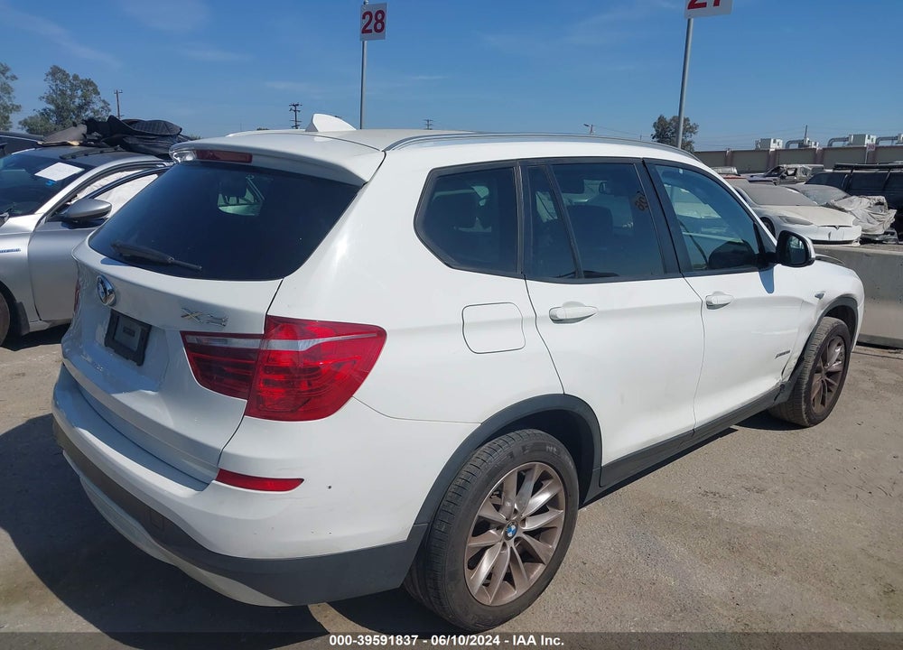 2017 BMW X3 SDRIVE28I VIN: 5UXWZ7C57H0T43558