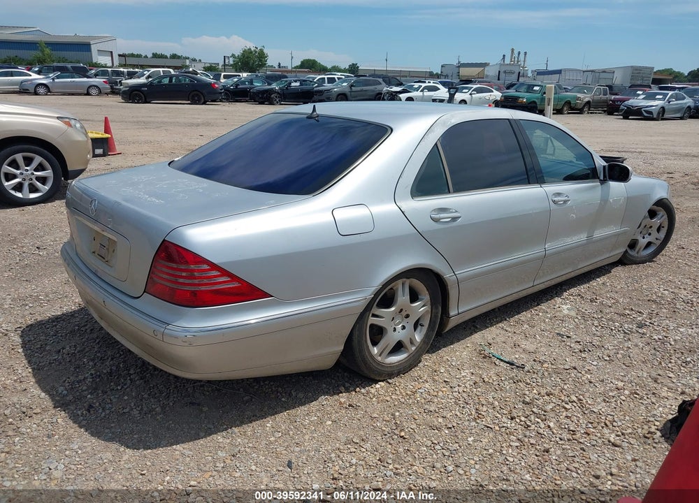2001 MERCEDES-BENZ S 500 VIN: WDBNG75J51A149137