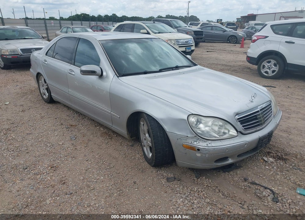 2001 MERCEDES-BENZ S 500 VIN: WDBNG75J51A149137