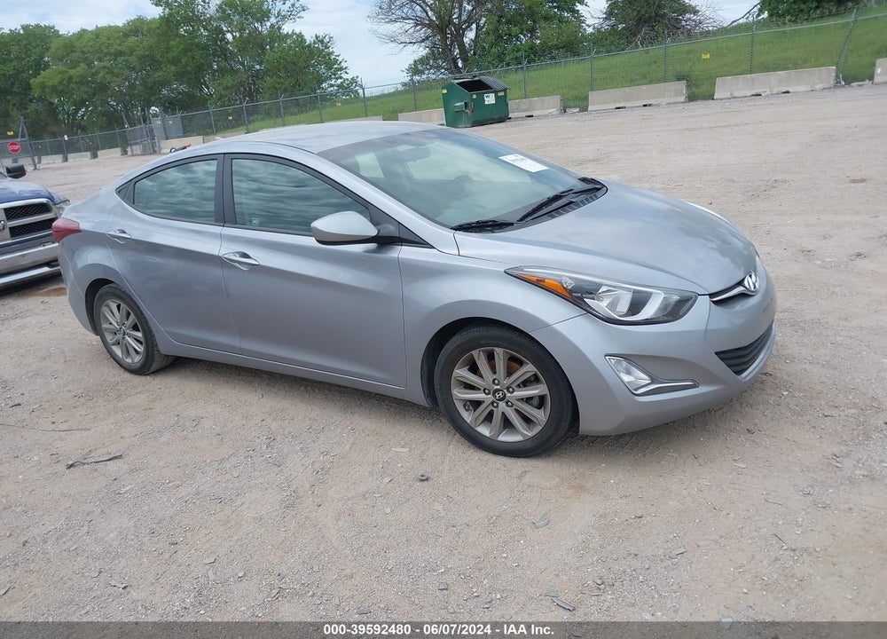 2016 HYUNDAI ELANTRA SE VIN: 5NPDH4AE1GH767526