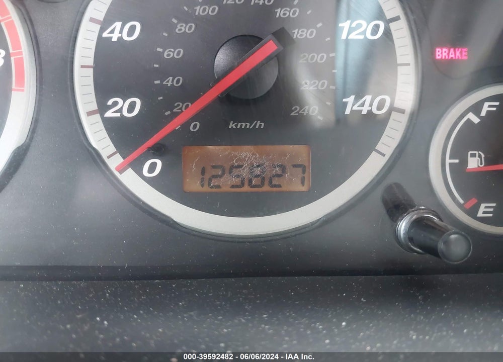2004 HONDA CR-V LX VIN: SHSRD68464U202671