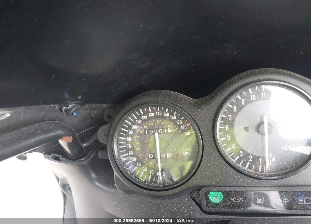 2003 YAMAHA YZF600 R VIN: JYA5AHE033A039394