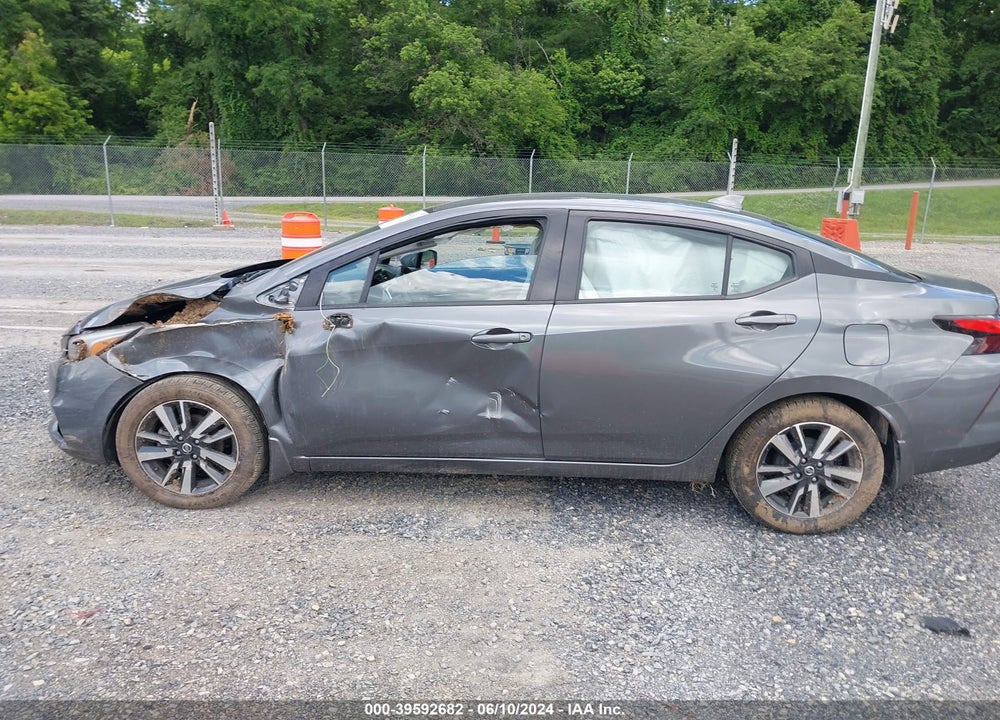 2021 NISSAN VERSA SV XTRONIC CVT VIN: 3N1CN8EV2ML825423