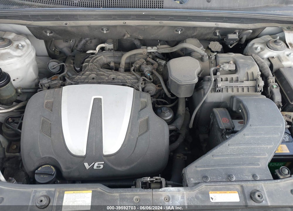 2011 KIA SORENTO LX V6 VIN: 5XYKT4A20BG144491