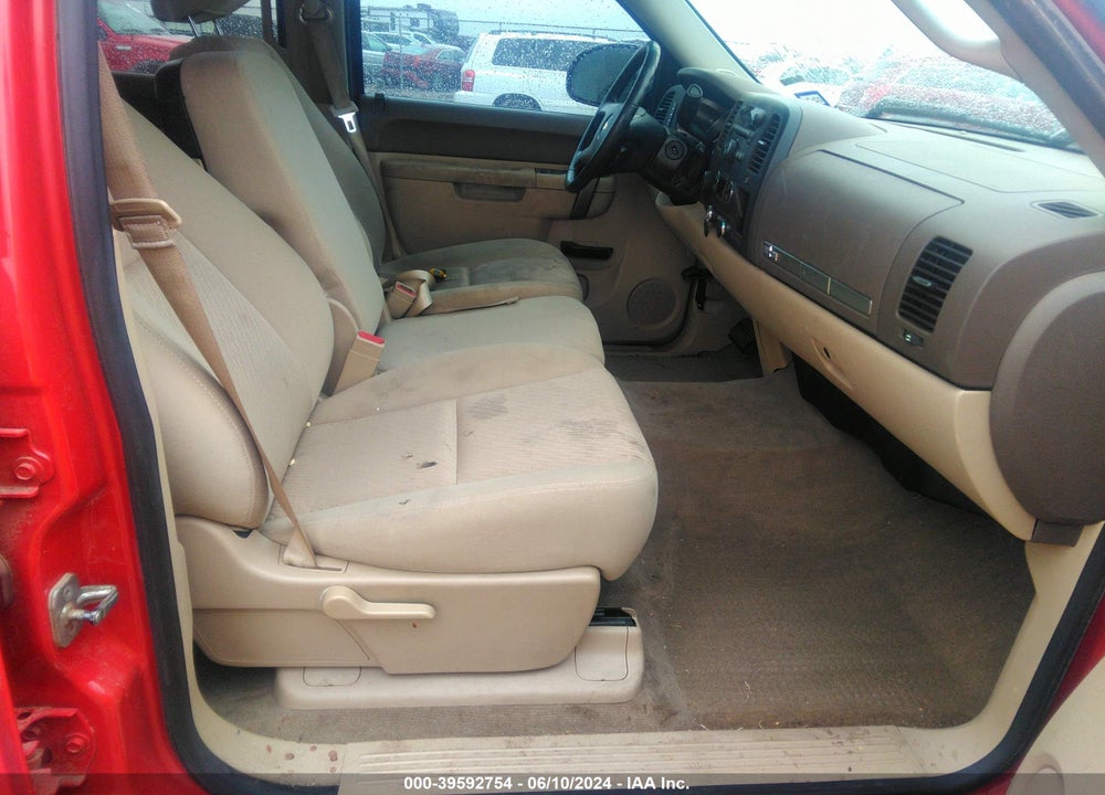 2013 CHEVROLET SILVERADO 1500 LT VIN: 3GCPKSE71DG157998