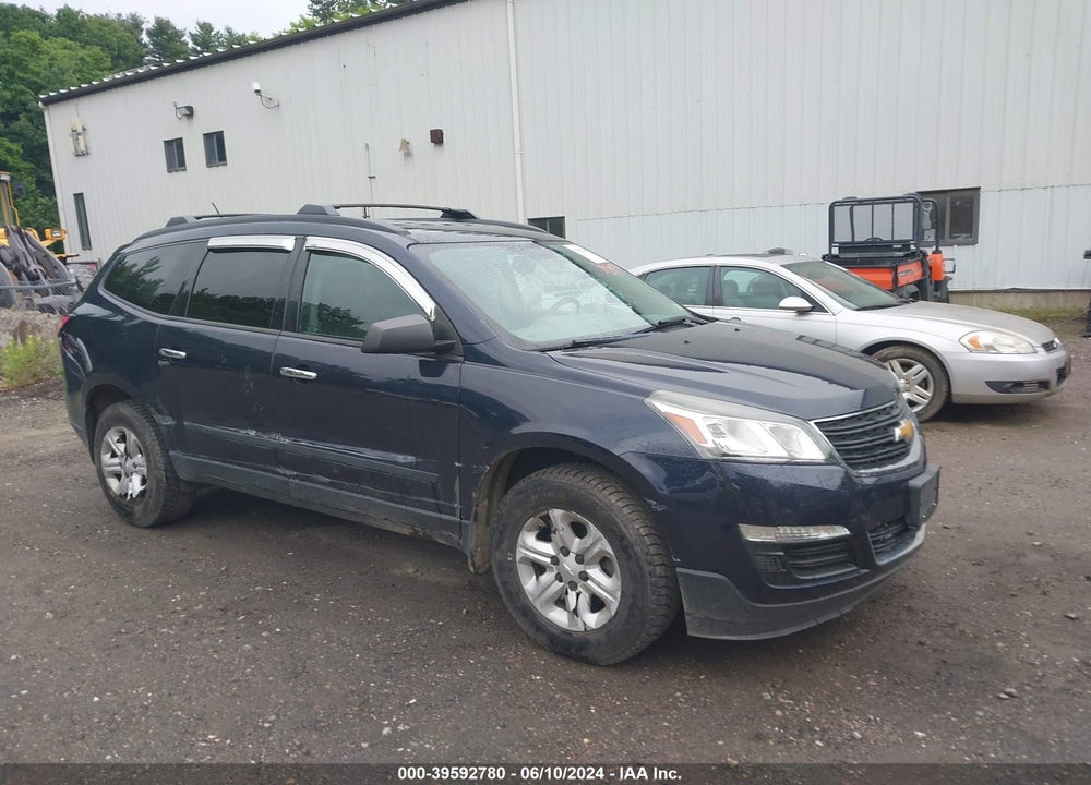 2015 CHEVROLET TRAVERSE LS VIN: 1GNKVFKD0FJ235411