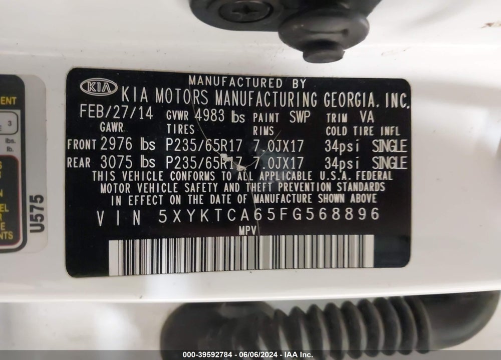 2015 KIA SORENTO LX VIN: 5XYKTCA65FG568896