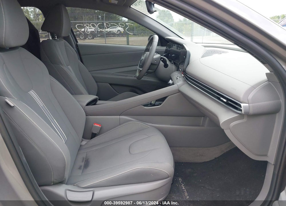 2023 HYUNDAI ELANTRA SEL VIN: KMHLS4AG1PU553412