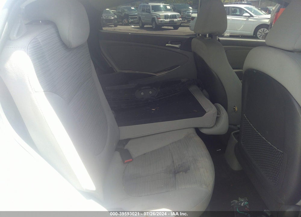 2016 HYUNDAI ACCENT SE VIN: KMHCT4AE2GU017323