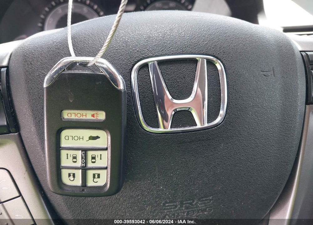 2015 HONDA ODYSSEY EX-L VIN: 5FNRL5H62FB010558