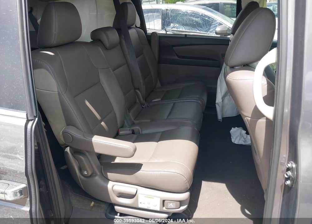 2015 HONDA ODYSSEY EX-L VIN: 5FNRL5H62FB010558
