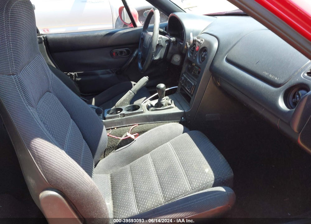 1994 MAZDA MX-5 MIATA VIN: JM1NA353XR0520792