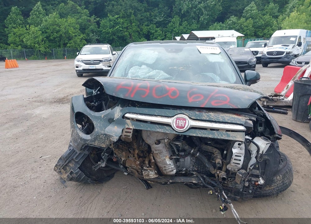 2016 FIAT 500X VIN: ZFBCFYCTXGP507072