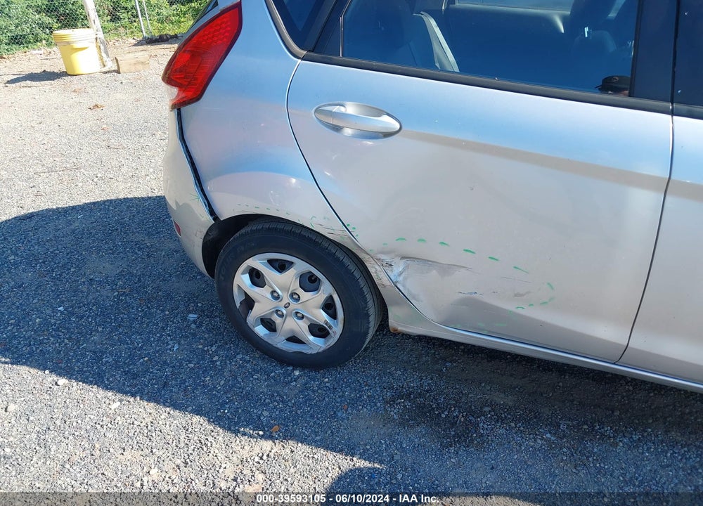 2011 FORD FIESTA SE VIN: 3FADP4EJ5BM221329