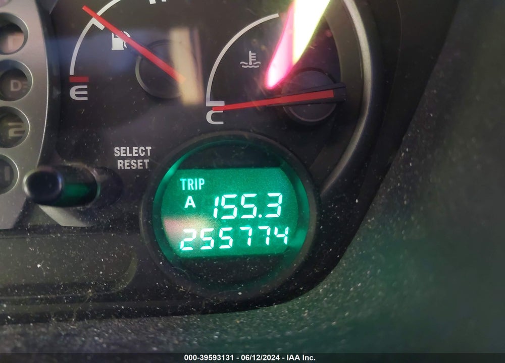 2004 HONDA PILOT EX VIN: 2HKYF18414H612067