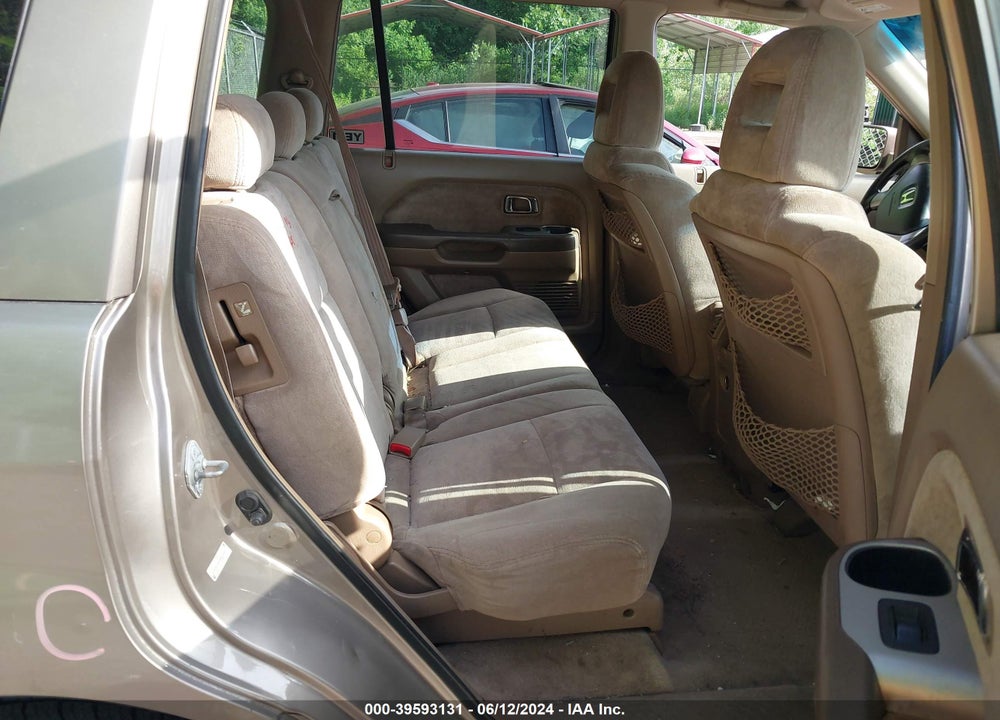 2004 HONDA PILOT EX VIN: 2HKYF18414H612067