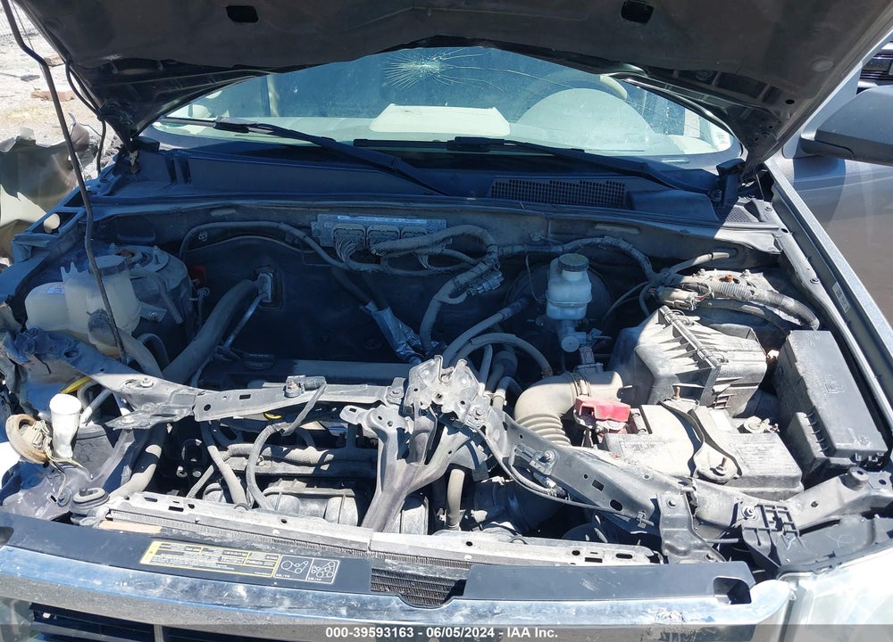 2010 FORD ESCAPE XLS VIN: 1FMCU9C77AKC64185