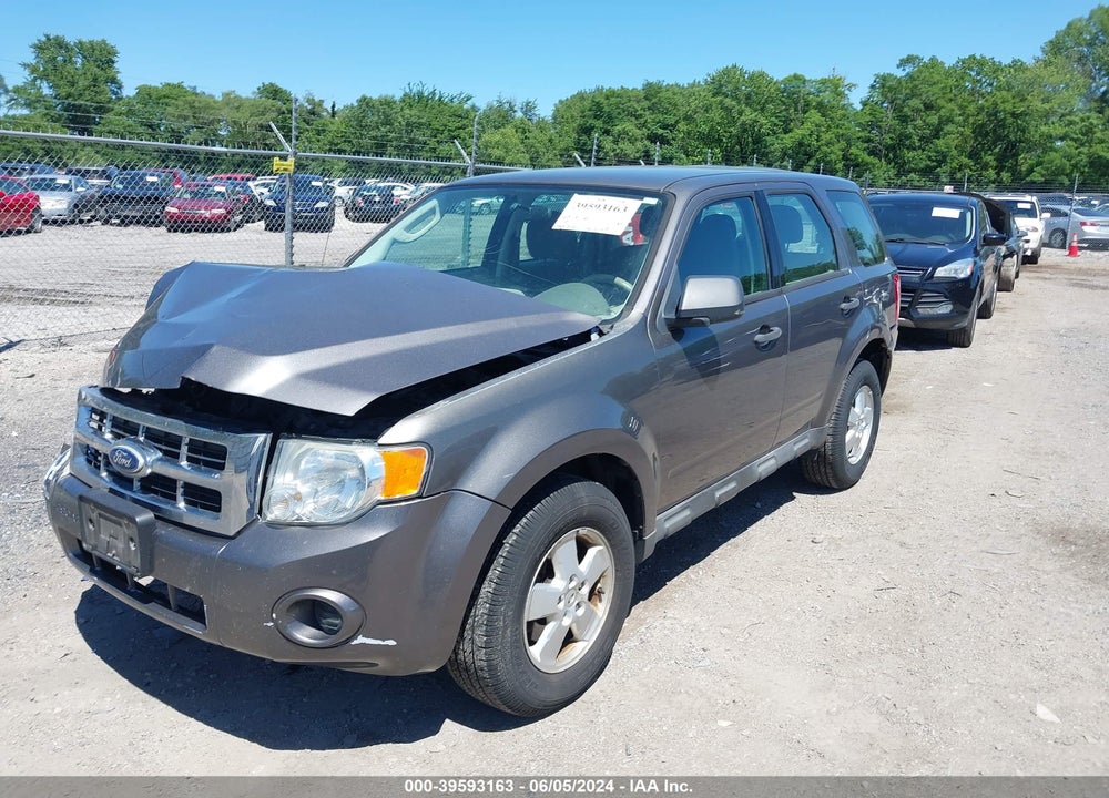 2010 FORD ESCAPE XLS VIN: 1FMCU9C77AKC64185