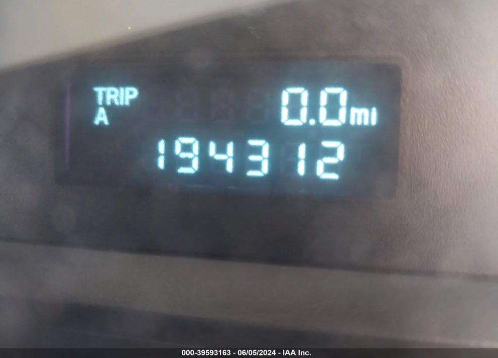 2010 FORD ESCAPE XLS VIN: 1FMCU9C77AKC64185