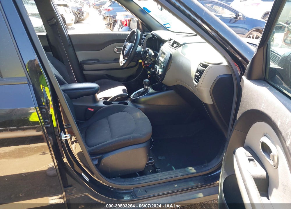 2015 KIA SOUL VIN: KNDJN2A24F7786595