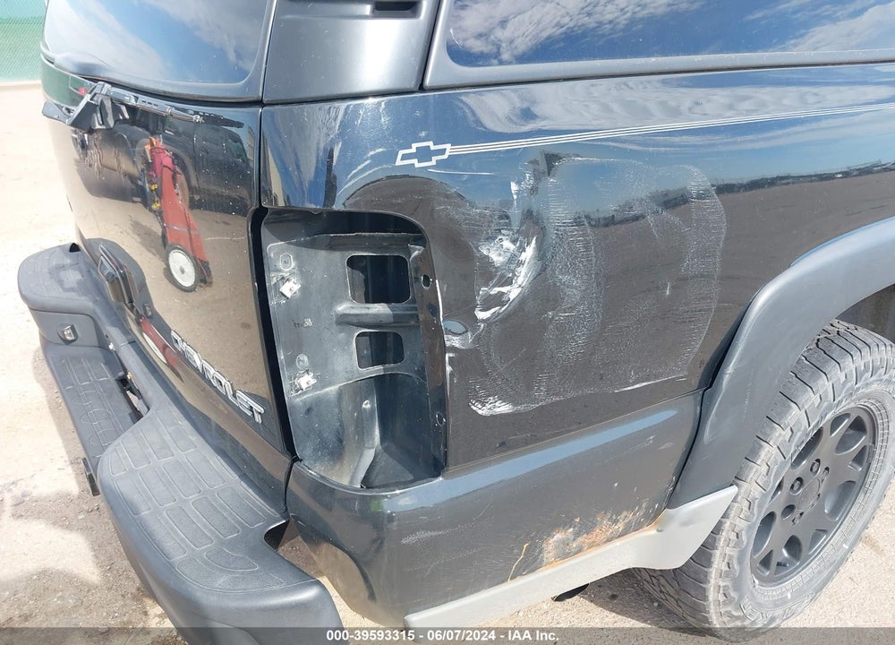 2003 CHEVROLET SUBURBAN 1500 Z71 VIN: 3GNFK16Z13G282219