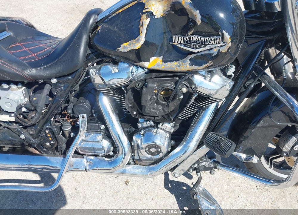 2021 HARLEY-DAVIDSON FLHR VIN: 1HD1FBC15MB665844