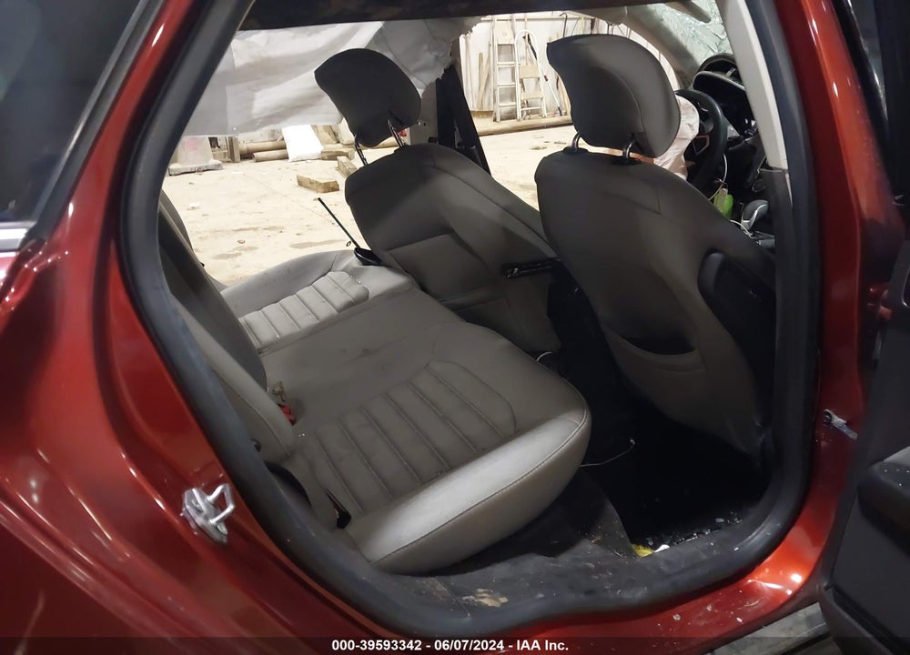 2014 FORD FUSION S VIN: 3FA6P0G73ER282186