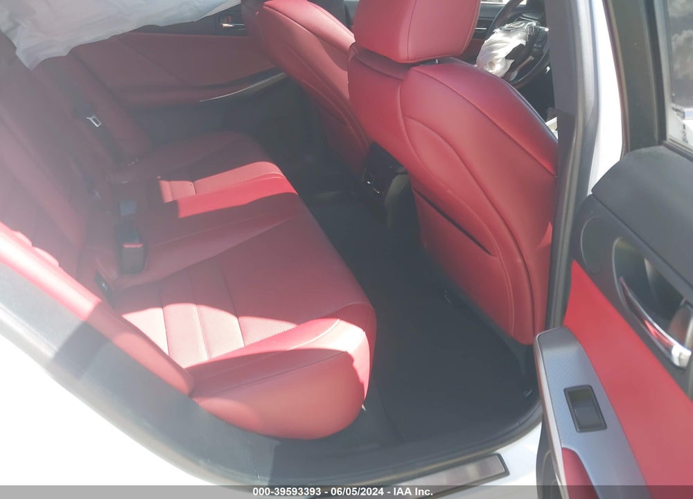 2016 LEXUS IS 350 VIN: JTHBE1D21G5028171