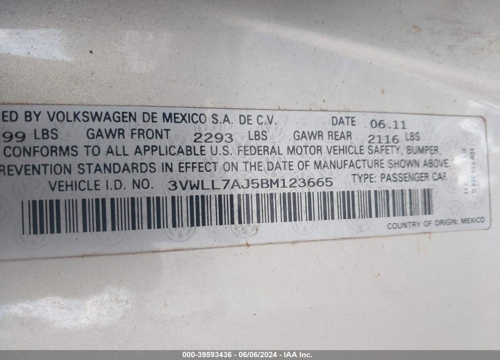 2011 VOLKSWAGEN JETTA 2.0L TDI VIN: 3VWLL7AJ5BM123665