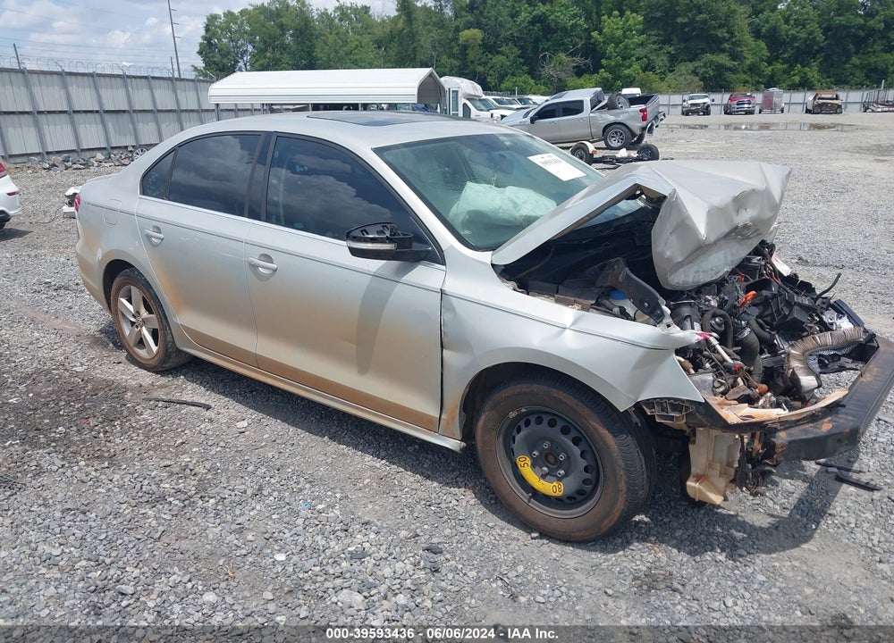 2011 VOLKSWAGEN JETTA 2.0L TDI VIN: 3VWLL7AJ5BM123665