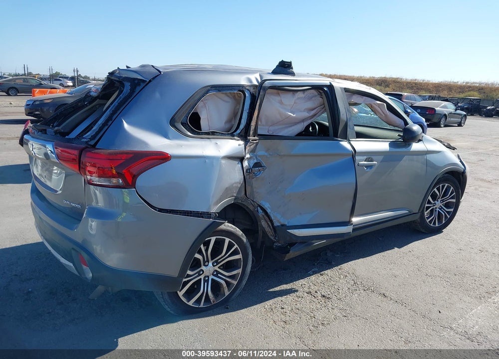 2017 MITSUBISHI OUTLANDER ES VIN: JA4AZ2A33HZ056742
