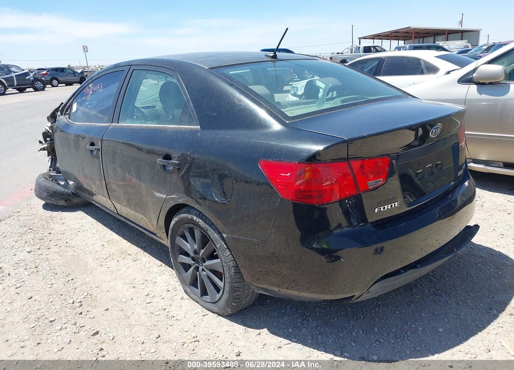 2013 KIA FORTE EX VIN: KNAFU4A28D5646124