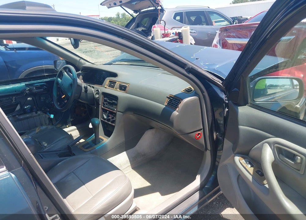 1997 TOYOTA CAMRY LE VIN: 4T1BG22K2VU078337