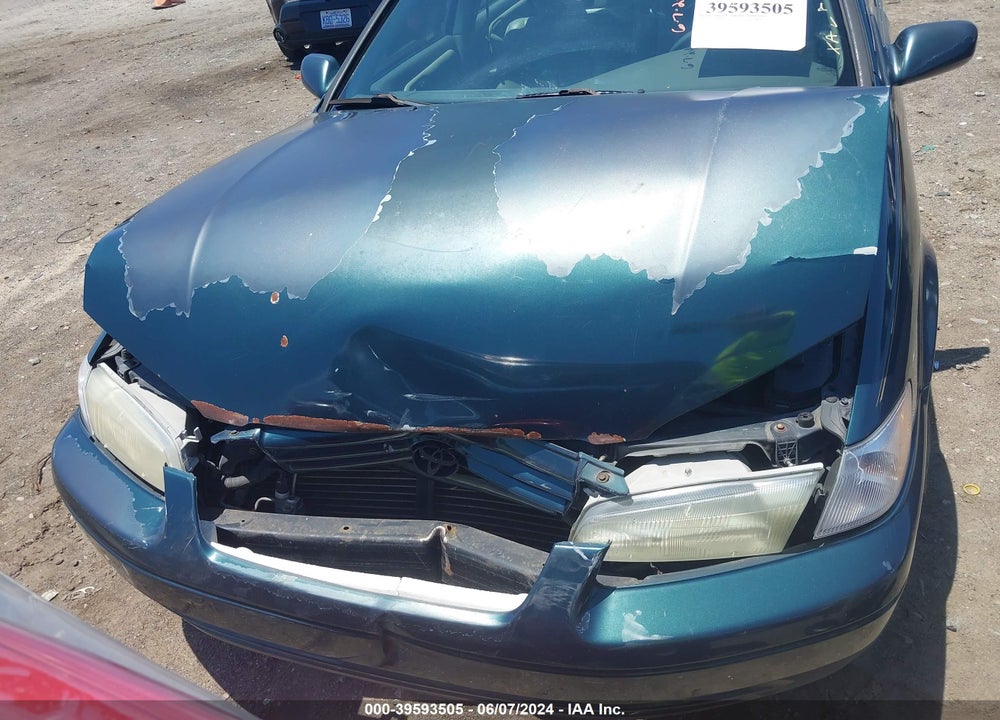 1997 TOYOTA CAMRY LE VIN: 4T1BG22K2VU078337