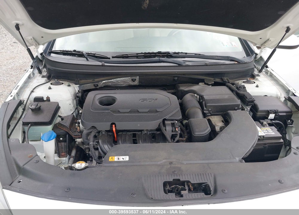 2015 HYUNDAI SONATA SE VIN: 5NPE24AF8FH039053