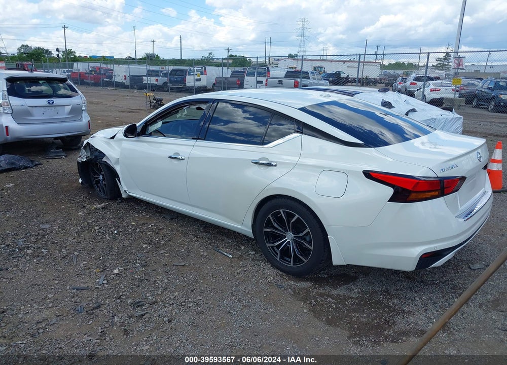 2022 NISSAN ALTIMA SL FWD VIN: 1N4BL4EV4NN303231