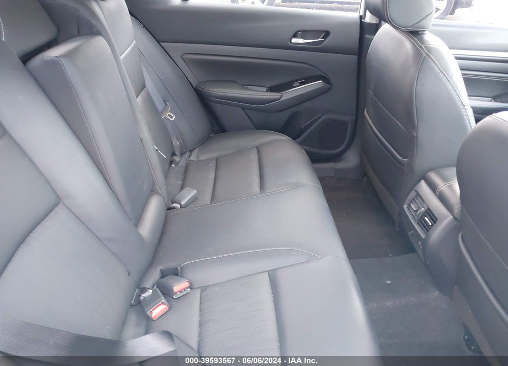 2022 NISSAN ALTIMA SL FWD VIN: 1N4BL4EV4NN303231