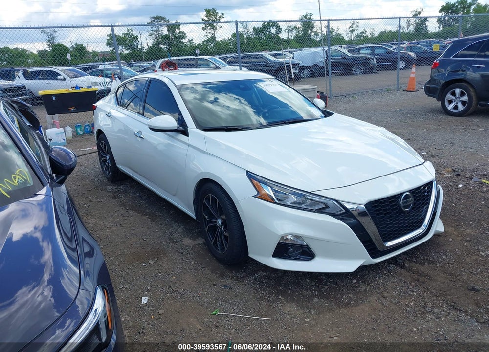 2022 NISSAN ALTIMA SL FWD VIN: 1N4BL4EV4NN303231