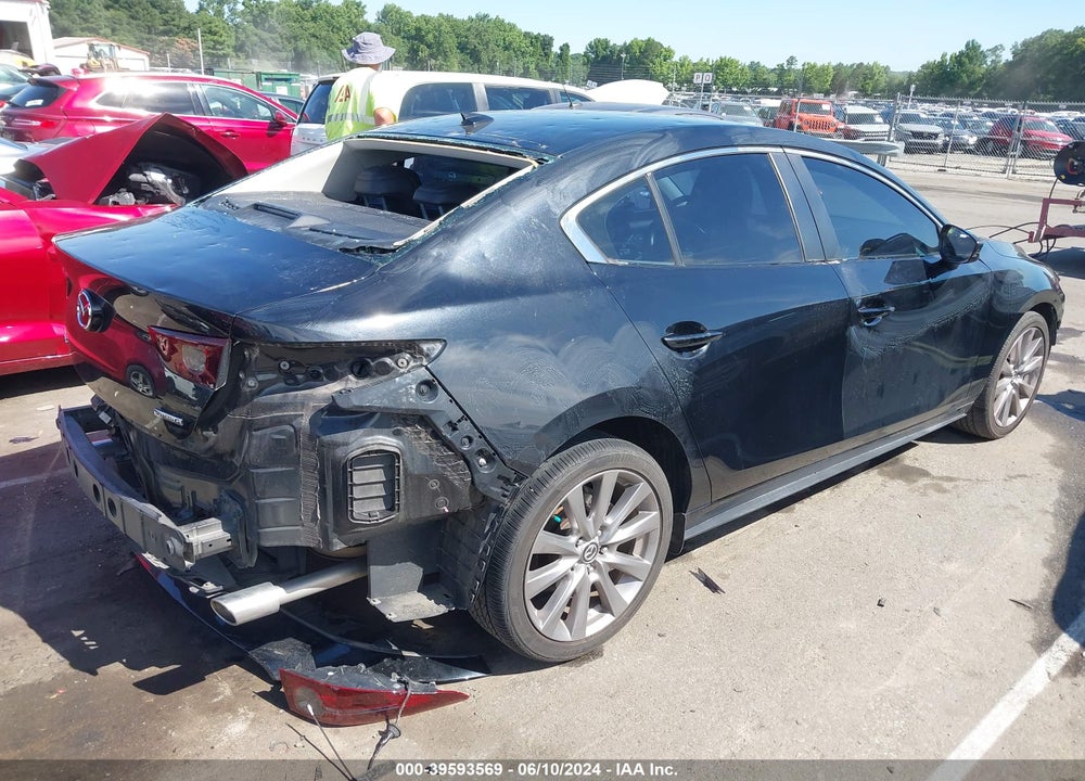 2019 MAZDA 3 PREFERRED PACKAGE VIN: 3MZBPADL9KM106071