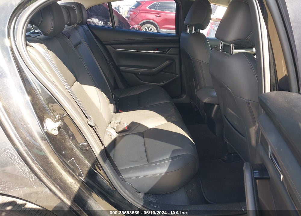 2019 MAZDA 3 PREFERRED PACKAGE VIN: 3MZBPADL9KM106071
