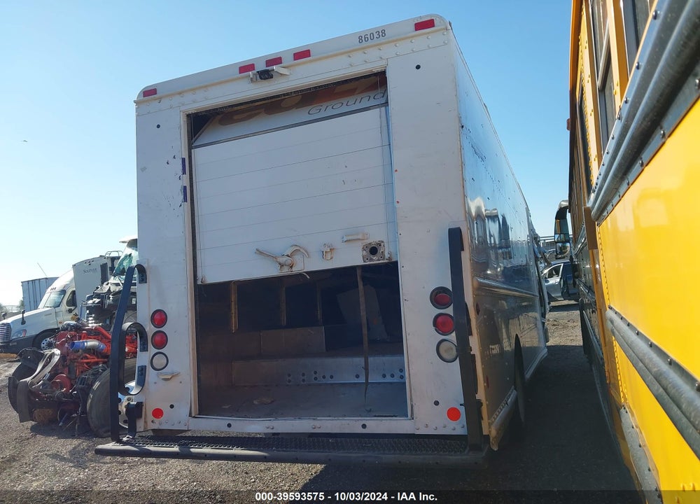2008 FREIGHTLINER CHASSIS M LINE WALK-IN VAN VIN: 4UZAARDU78CZ58500