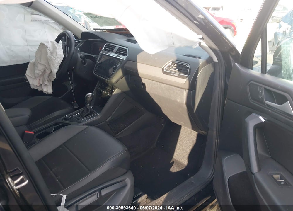 2019 VOLKSWAGEN TIGUAN 2.0T SE/2.0T SEL/2.0T SEL R-LINE/2.0T SEL R-LINE BLACK VIN: 3VV2B7AX4KM091167