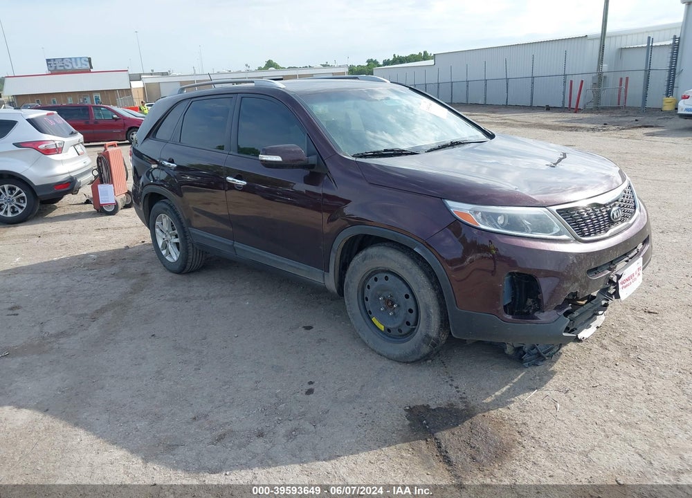 2015 KIA SORENTO LX V6 VIN: 5XYKT4A75FG593456