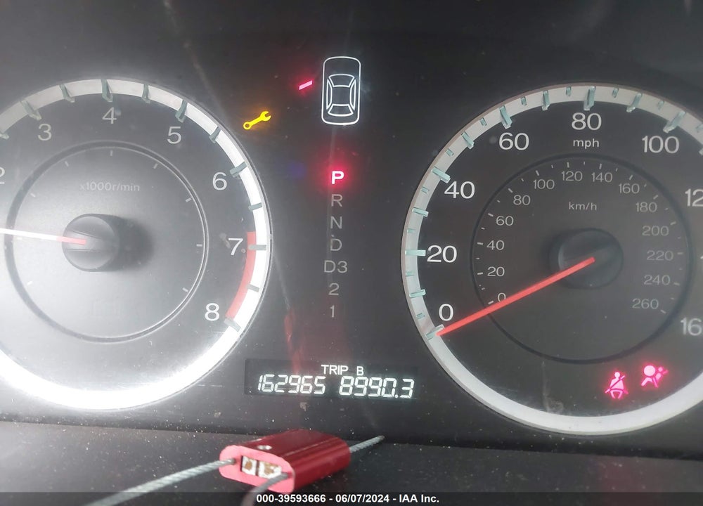2011 HONDA ACCORD 2.4 LX VIN: 1HGCP2F33BA118807