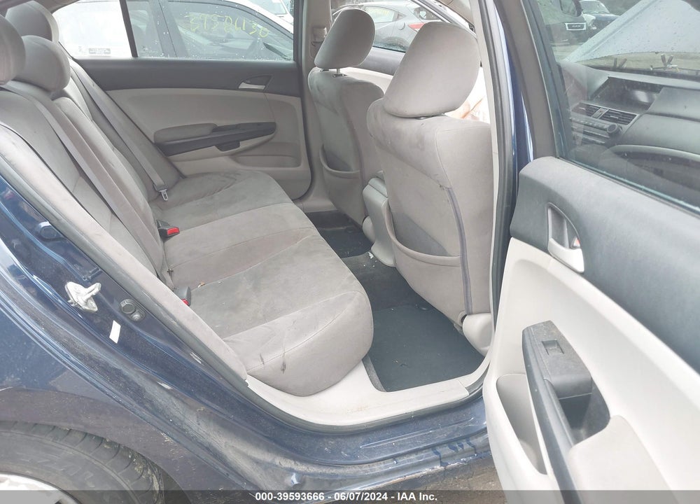 2011 HONDA ACCORD 2.4 LX VIN: 1HGCP2F33BA118807