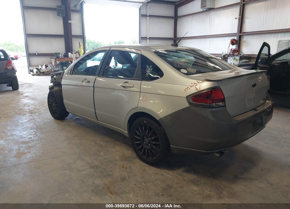 2011 FORD FOCUS SES VIN: 1FAHP3GN3BW102013