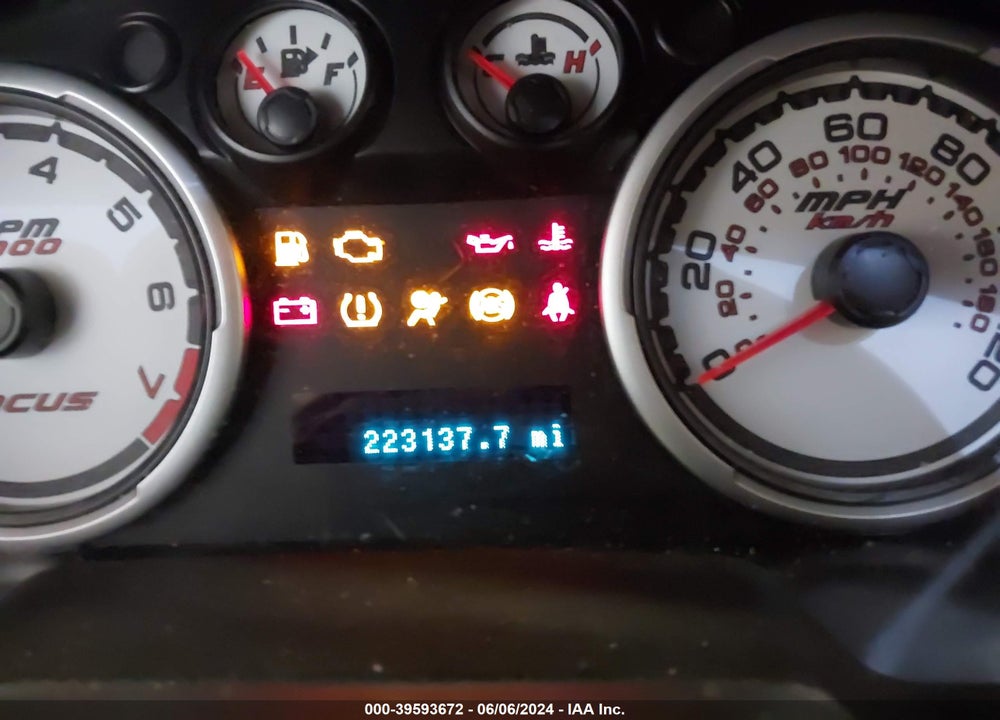 2011 FORD FOCUS SES VIN: 1FAHP3GN3BW102013