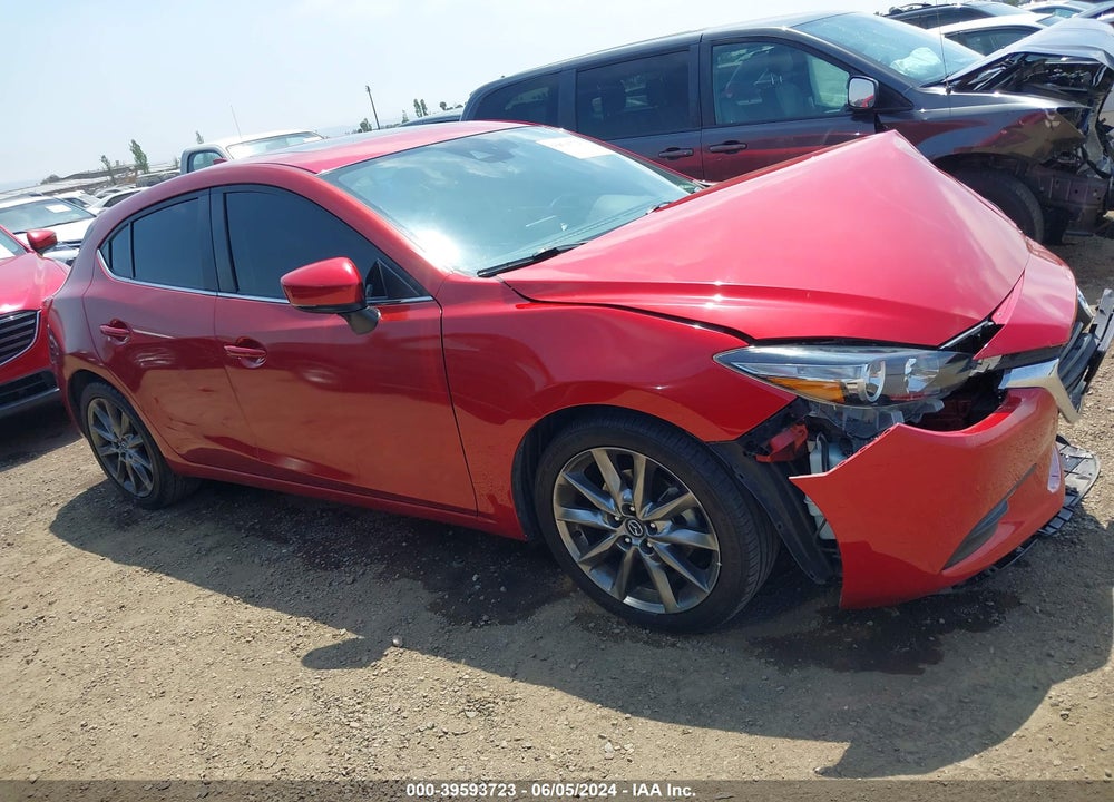2018 MAZDA 3 TOURING VIN: 3MZBN1L38JM189238