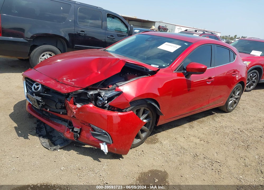 2018 MAZDA 3 TOURING VIN: 3MZBN1L38JM189238
